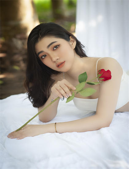 亚洲自拍图片图区_一个人免费观看WWW高清动漫_秘书的秘密3在线观看